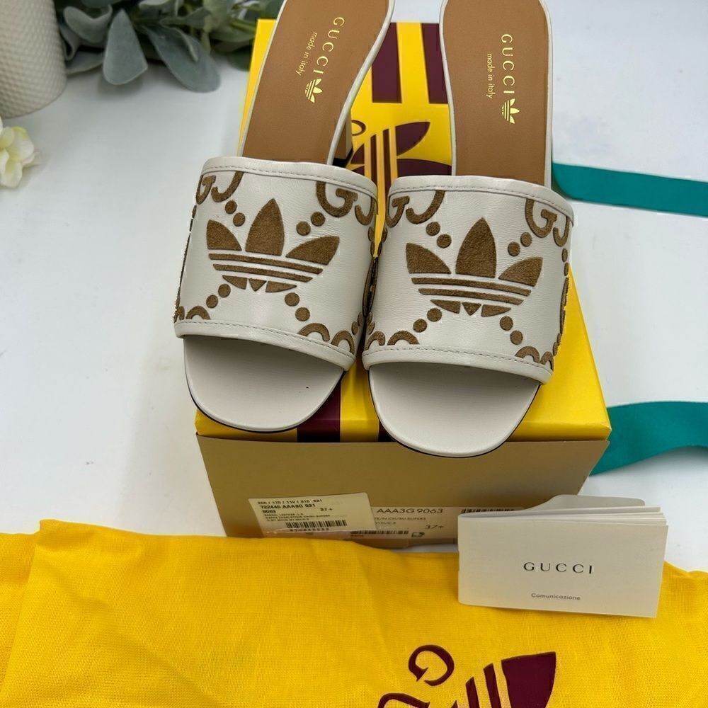 Women’s Gucci X Adidas, slide sandals, size 37.5 made in Italy - Picture 3 of 9